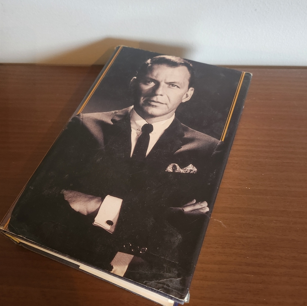 SINATRA Behind the Legend Book